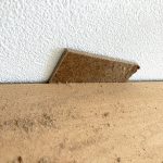 フローリングの施工中に見る職人の技と空間づくり